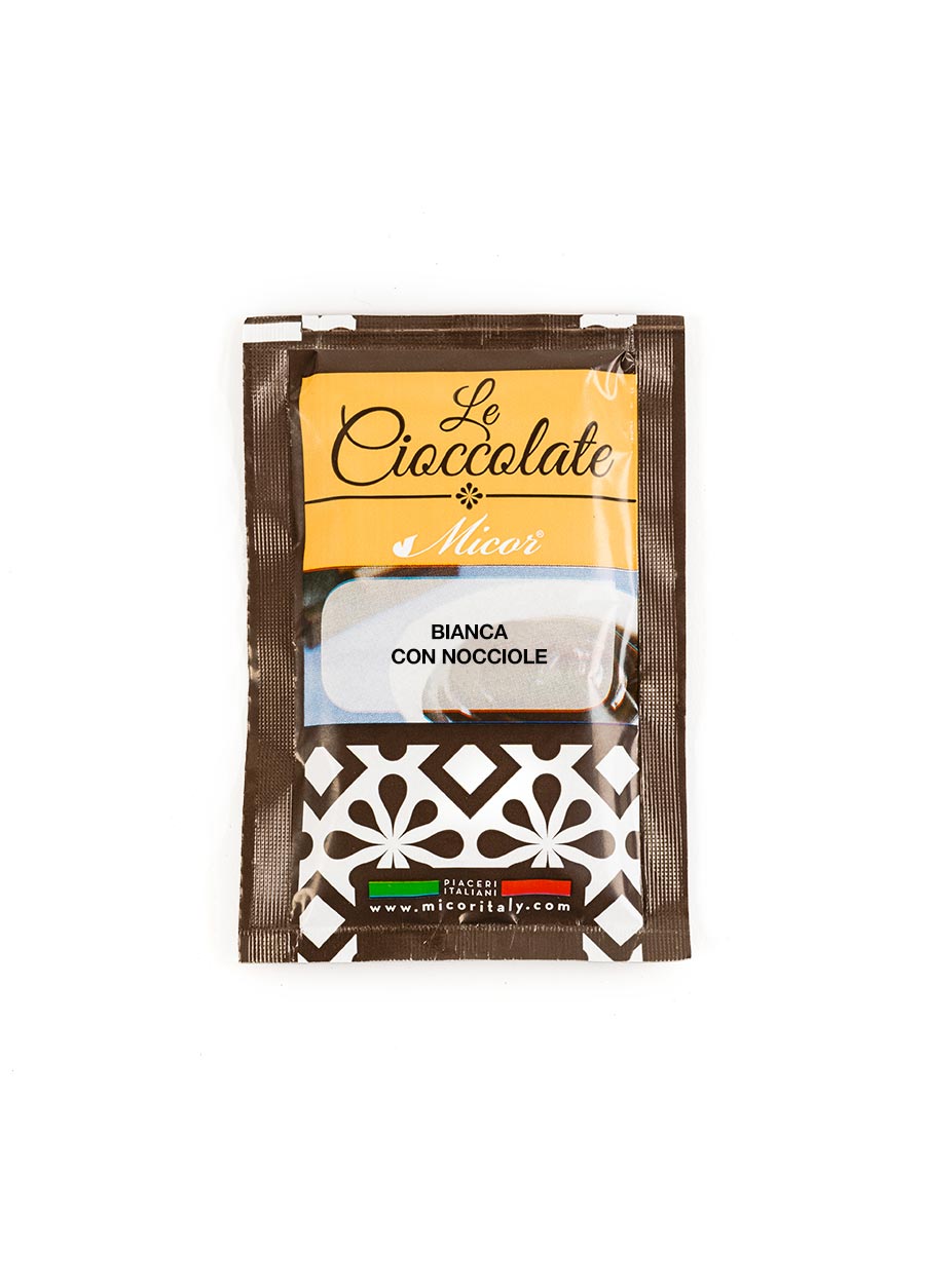 cioccolatabusta-bianca-nocciole-new